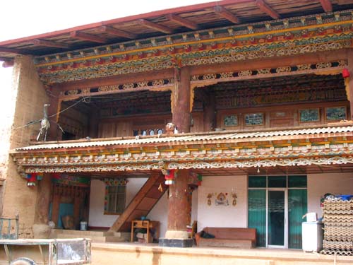 Characterisitic front elevation of a Tibetan house in Zhongdian