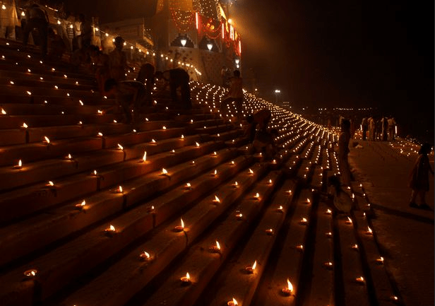 Diwali_at_varanasi_ghats
